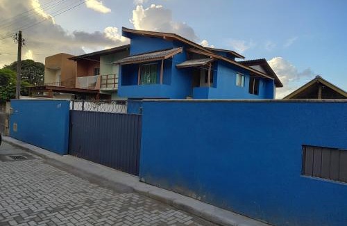 Muquem Casa | Apto com jeito de casa entre o mar e a montanha