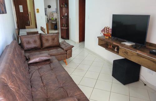 Aviacao Apartamento | Apto com Varanda e Churrasqueira - 30 m da Praia