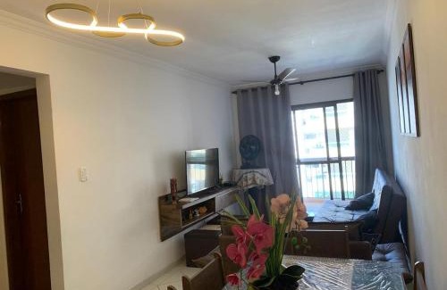 Aviacao Apartamento | Apto com Varanda e Churrasqueira - 30 m da Praia