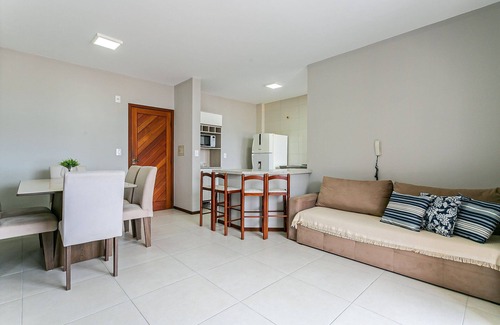 Ingleses do Rio Vermelho Apartamento | Apto em Condominio pe na Areia, c/ Piscina Mhr308
