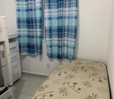 Estufa I Apartamento | Apto em Ubatuba divisa com a Praia de Itagua e facil acesso as praias fica ao lado do Atacado Tenda da rodovia Rio Santos