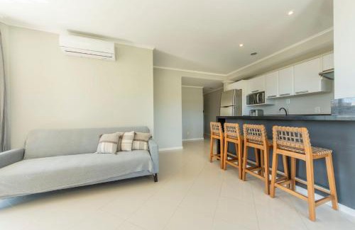 Morro das Pedras Apartamento | Apto frente mar Morro das Pedras QA5260