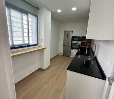 Torrequebrada Apartamento | Apto. Gran Terraza Playa a 200mts. Ideal familias