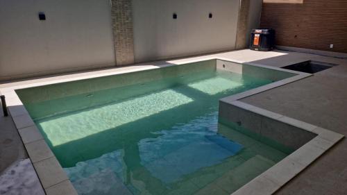 Canto Grande Apartamento | Apto inteiro 2 quartos, condomínio com piscina aquecida