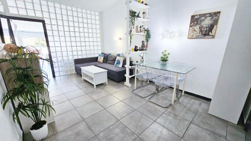 Urbanización Puerto de Estepona Apartamento | Apto Junto la Playa el Cristo cerca de Puerto