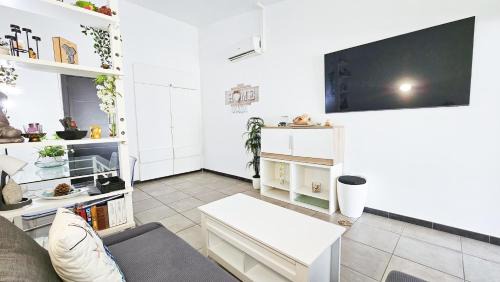 Urbanización Puerto de Estepona Apartamento | Apto Junto la Playa el Cristo cerca de Puerto