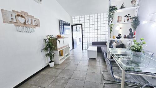 Urbanización Puerto de Estepona Apartamento | Apto Junto la Playa el Cristo cerca de Puerto