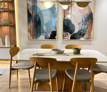 Carniel Apartamento | Apto moderno com lareira, piscina aquecida e infra completo em Gramado