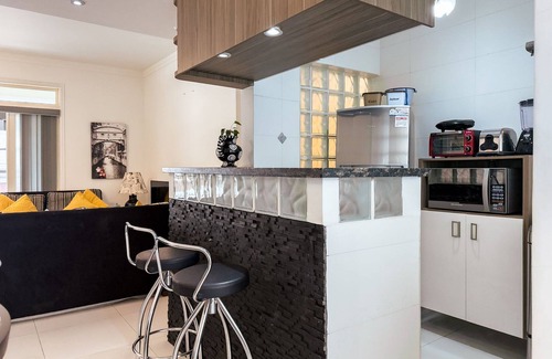 Pitangueiras Apartamento | Apto na Pitangueiras - 400m praia