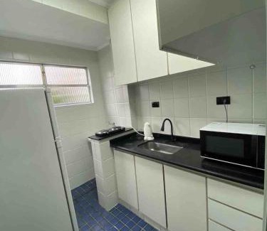 Gonzaga Apartamento | Apto no coração do Gonzaga - 200m da praia
