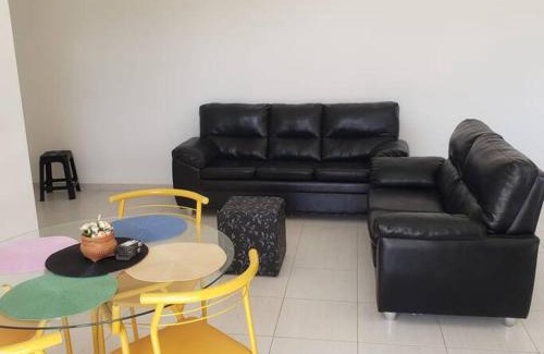 Jardim Santa Tereza Apartamento | Apto no Jd Indaiá com piscina a 300m da praia