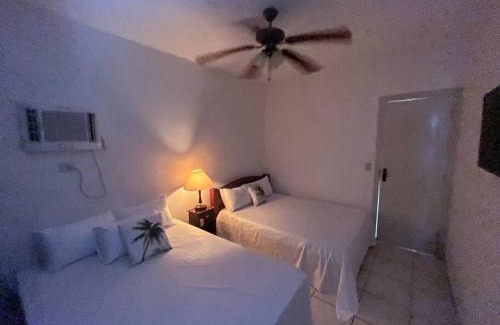 Guilhermina Apartamento | Apto Pé na Areia - Lazer Completo