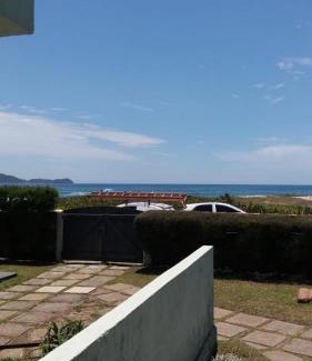 Foguete Apartamento | Apto Pé na Areia - Wi-Fi Gratuito - Tranquilidade à beira mar