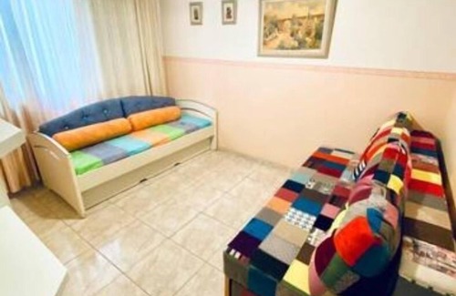 Vila Julia Apartamento | Apto próximo da Praia da Enseada c Wi-Fi