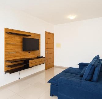 Santa Monica Apartamento | Apto prox Madrecor, Ufu, Parque Sabia c Ar condicionado, Garagem