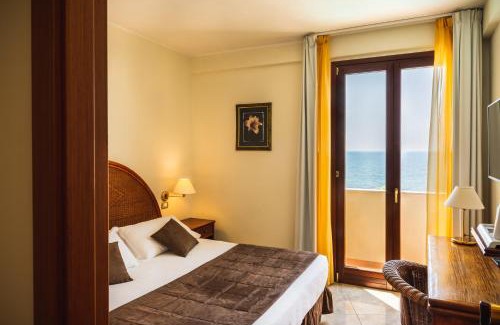 Lido Azzurro Hotel | Apulia Hotel Taranto Ara Solis