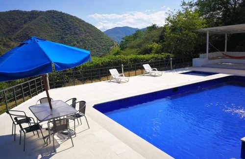 Apulo Casa | Apulo casa grande y confortable