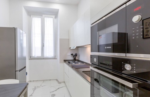 Marsala Apartamento | Aqua Claudia Two-Bedroom Apartment facing the Aurelian Walls