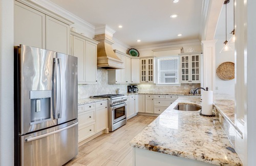 Frangista Beach Casa | Aqua Grande*HUGE Pool*Spa*Beach*Game Room*GolfCart*Beach Gear*Steps to Beach