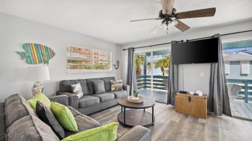 Gulf Lagoon Beach Casa | Aqua Horizon by AvantStay Pool Near the Beach