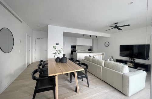 Shell Cove Apartamento | Aqua Marinus - NEW Luxury 3 bedroom waterfront Apartment at Shell Cove NSW 2529