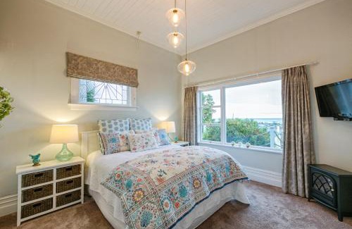 Oamaru Casa | Aqua On Reed