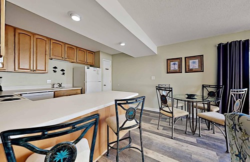 Fort Walton Beach Villa | Aqua Villa by Southern Vacation Rentals