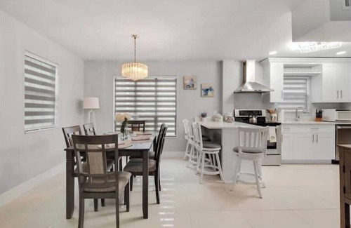 Tallahassee Casa | Aqua Vista Getaway