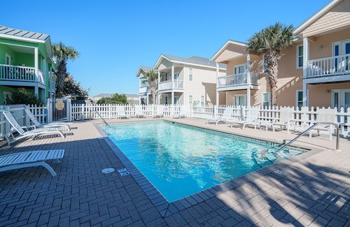 Sago Park Townhomes Casa | Aqua Vista