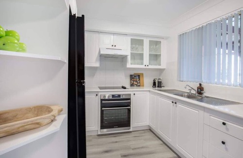 Huskisson Casa | Aquamarine - modern & bright Huskisson townhouse
