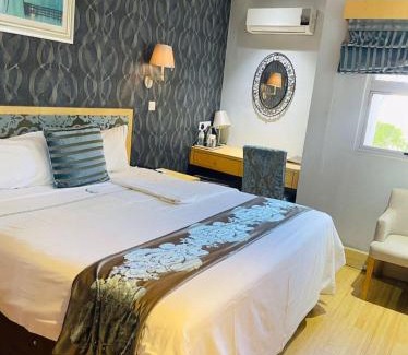 Gaborone Hotel | Aquarian Tide Hotel