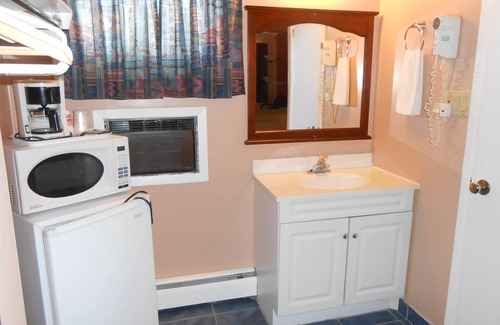 Tay Valley Hotel | Aquarius Motel