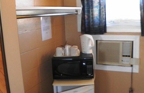 Tay Valley Hotel | Aquarius Motel