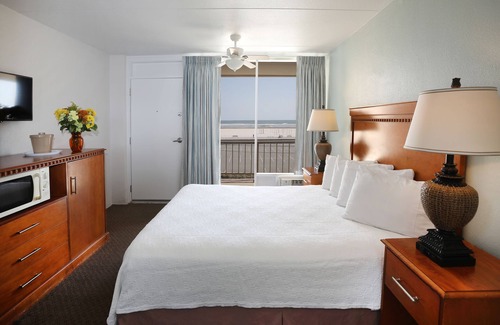 Wildwood Hotel | Aquarius Oceanfront Inn
