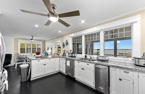 Stuart Casa | Aquarius South: Luxe 10BR/6BA , w/ heated swimming pool+spa, private dock & more