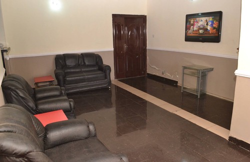 Surulere Cama Y Desayuno | Aquatic Suites & Lounge
