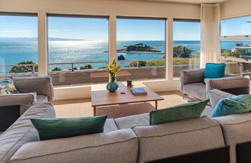 Britannia Heights Casa | Aquavista - Beautiful Views over Tasman Bay