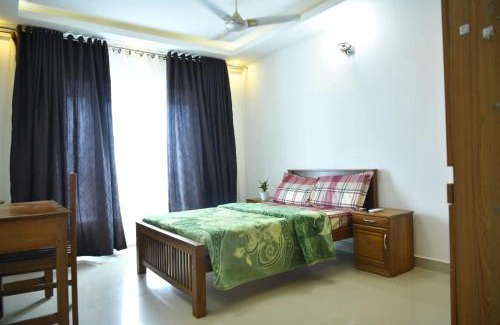 Thiruvananthapuram Apartamento | Aquavista lake view apartment