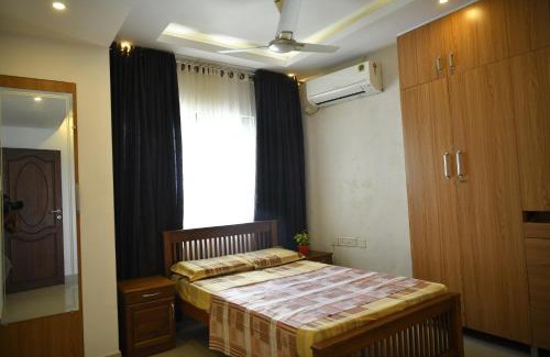 Thiruvananthapuram Apartamento | Aquavista lake view apartment