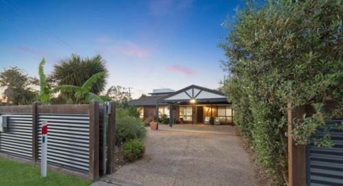 Safety Beach Casa | Aquawaters Beach House - 5 min walk to beach