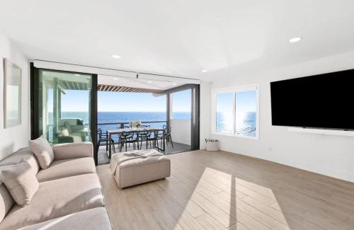 Eastern Malibu Casa | Aquazzura - By Stay Awhile Villas