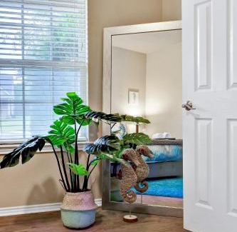 San Antonio Casa | Aqueous - A Birdy Vacation Rental