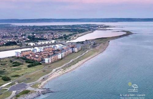 Llanelli Apartamento | Ar Lan Y Mor - Stunning 2 bed coastal apartment