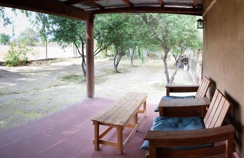 Catamarca Casa | Cabañas Mi Cata Hermosa - estilo moderno-rústico en Catamarca Capital