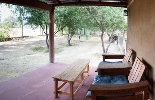 Catamarca Casa | Cabañas Mi Cata Hermosa - estilo moderno-rústico en Catamarca Capital