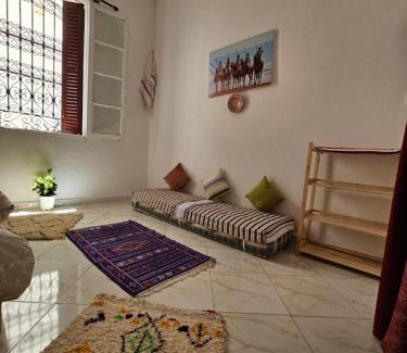Marshan Apartamento | Arabian Nights Hideaway: Authentic Moroccan Style On Kasbah Avenue