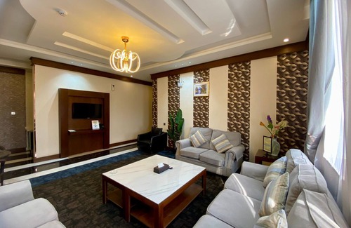 Tabuk Apartamento | Aral Hotel