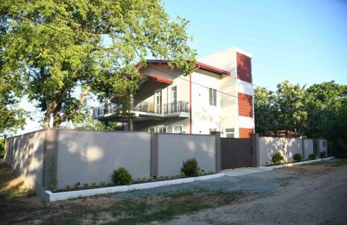 Ranna Cama Y Desayuno | Araliya Villa