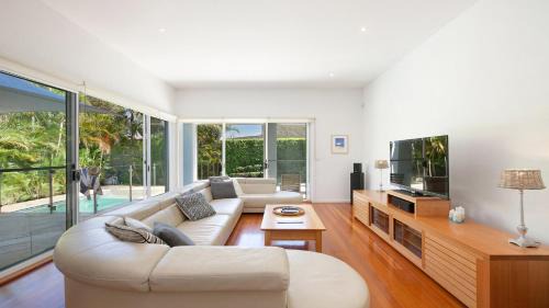 Avoca Beach Casa | Araluen At Avoca Beach