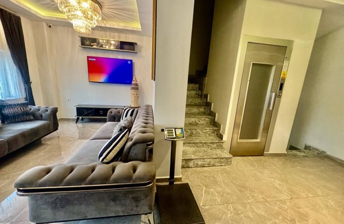 Fatih Hotel | Aram Edessa Hotel